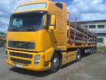 Rondhout oplegger - Vervoer en oplading