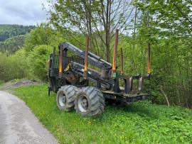 Bosbouwtrekker VALTRA T193 | Bosbouwtechniek | Houtbewerkingsmachines | KOMITrade s.r.o.