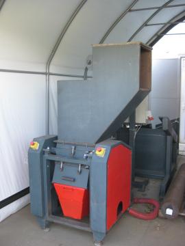 Maalmachine en houtslijper Mlyn na drevo CASTULIK MN300 |  Verwerking van houtafval | Houtbewerkingsmachines | Ing.Častulík, s.r.o.